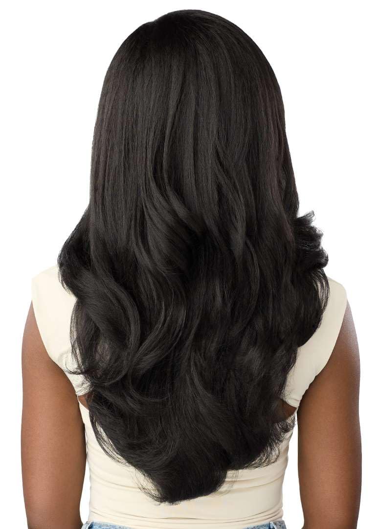 Outre Quick Weave Synthetic Wig – Dominican Blowout Wave 22”
