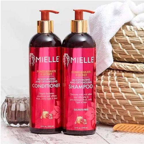 Mielle Pomegranate and Honey Moisturizing and Detangling Shampoo